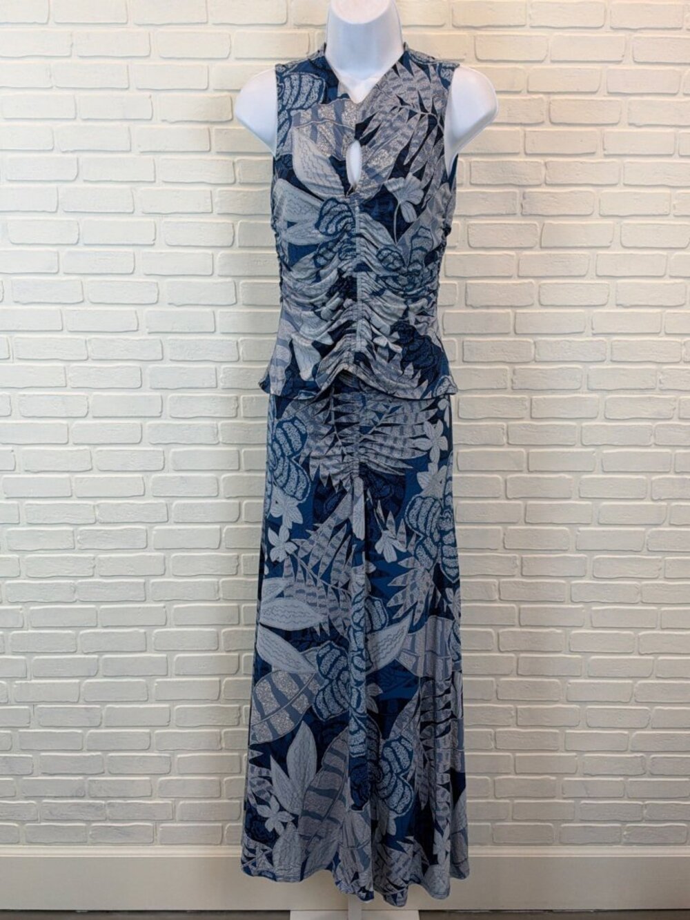 White House Black Market Blue Tropical Leaf Print Ruched Top and Maxi Skirt Set